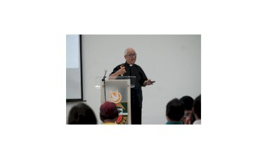 Mewujudkan Keutuhan Alam Ciptaan Melalui Bank Sampah dan Eco Enzyme