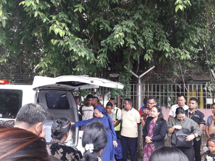 Dua Jenazah di Awal April